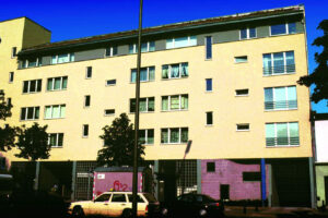 Wohnungsbau mit Tiefgarage in der Ollenhauerstraße Berlin für GESO-Bau