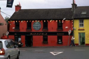 Rosie’s Pub in Carrigaline / Ireland