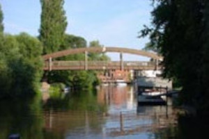 Fußgängerbrücke über die Näthewinde in Brandenburg